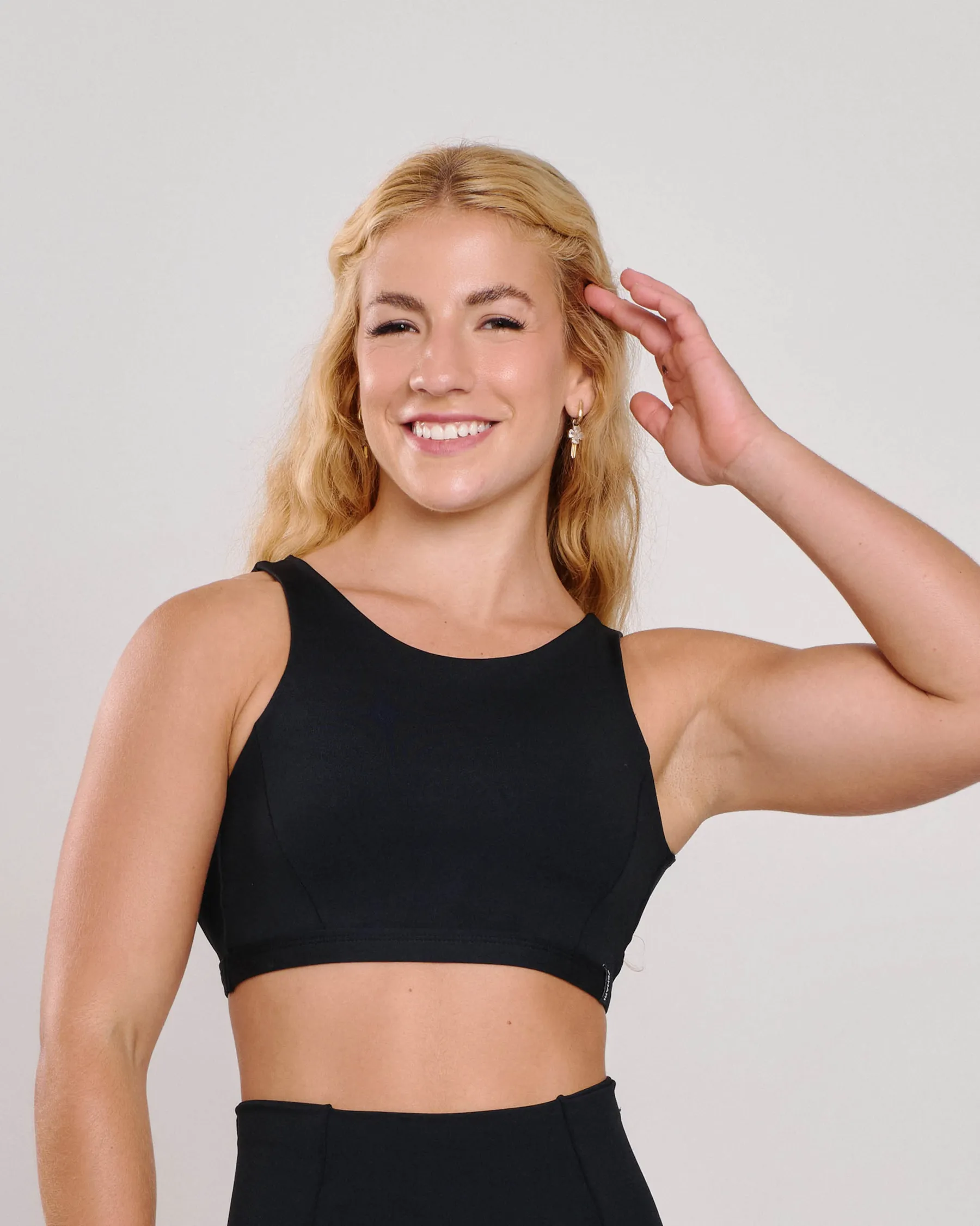 Top Cropped Aura Preto Ju Mamute