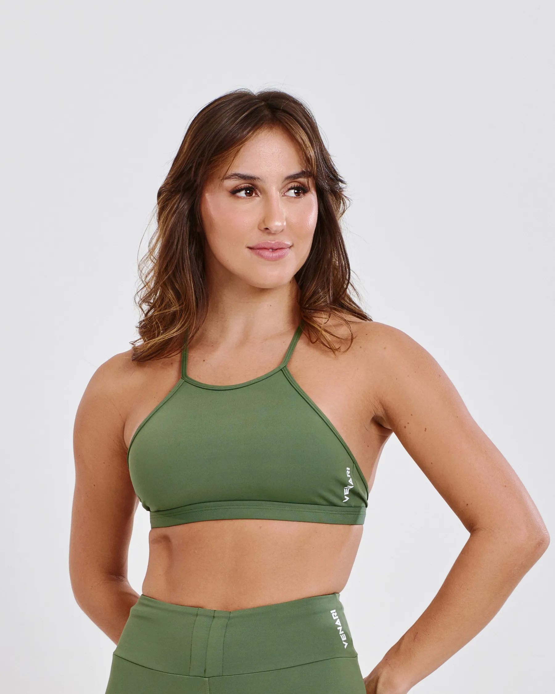 Top Y Verde Militar Essential